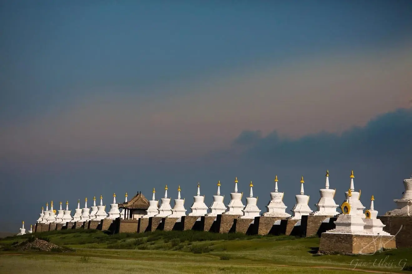 カラコルム都観光・ツェンヘル温泉